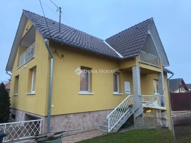 Eladó ház Vecsés 143 nm