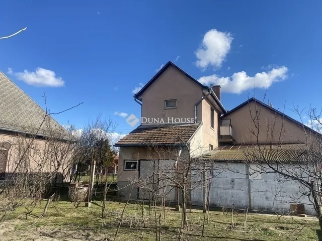 Eladó ház Monor 182 nm