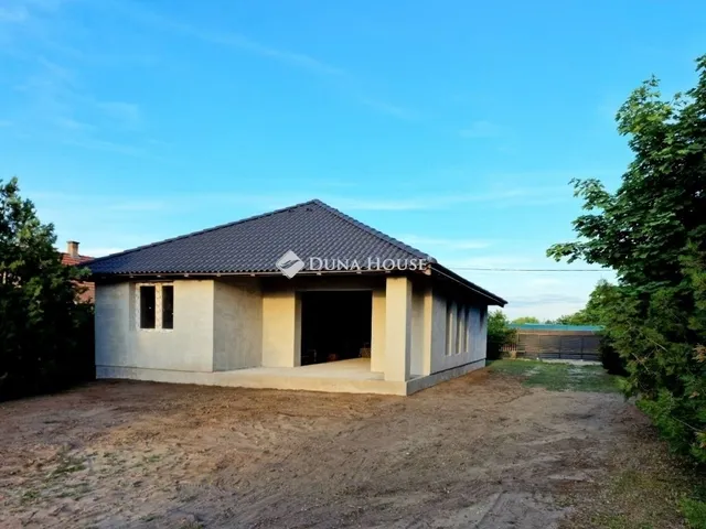 Eladó ház Szentmártonkáta 95 nm