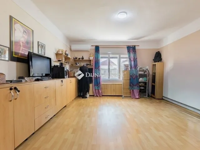 Eladó ház Budapest XVIII. kerület 156 nm