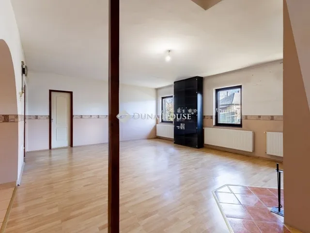 Eladó ház Budapest XVIII. kerület 240 nm