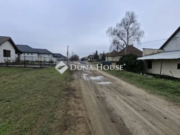 Eladó ház Sülysáp 120 nm