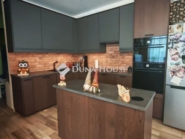 Eladó lakás Halásztelek 96 nm