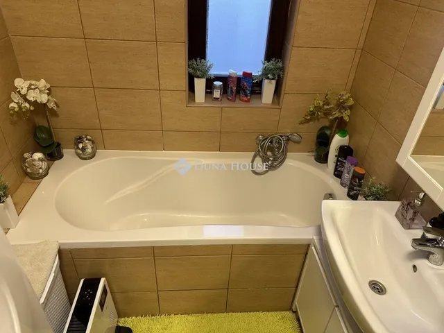 Eladó lakás Budapest X. kerület, Óhegy 43 nm