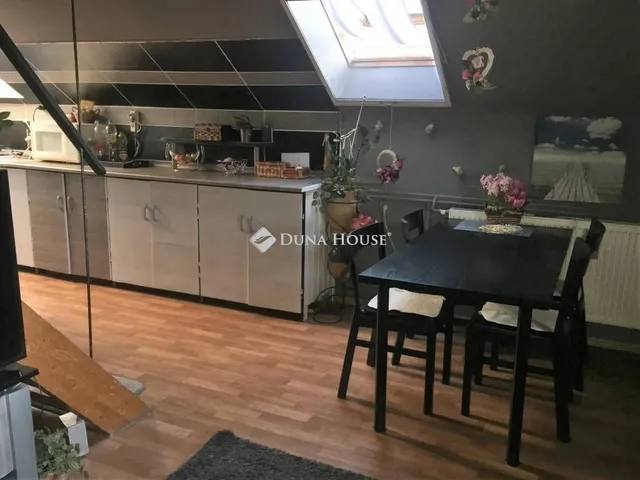 Eladó ház Inárcs 215 nm