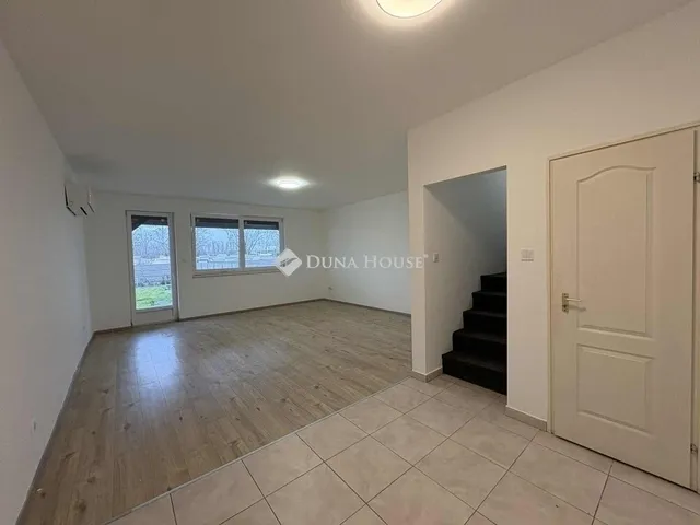 Eladó ház Újlengyel 140 nm