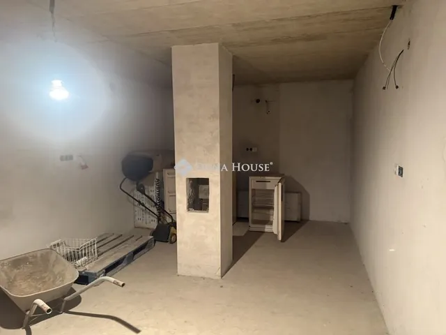 Eladó ház Gyömrő 170 nm