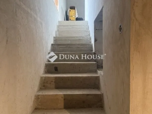 Eladó ház Gyömrő 170 nm