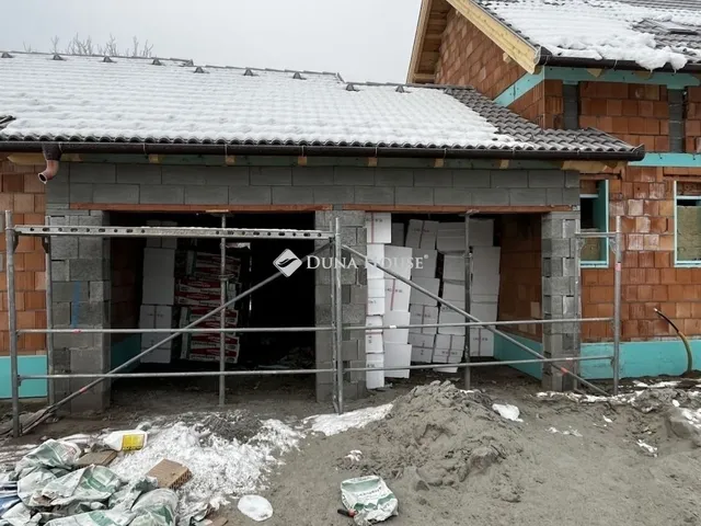 Eladó ház Monor 94 nm