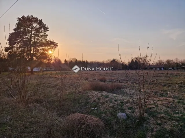 Eladó telek Nyáregyháza 5323 nm