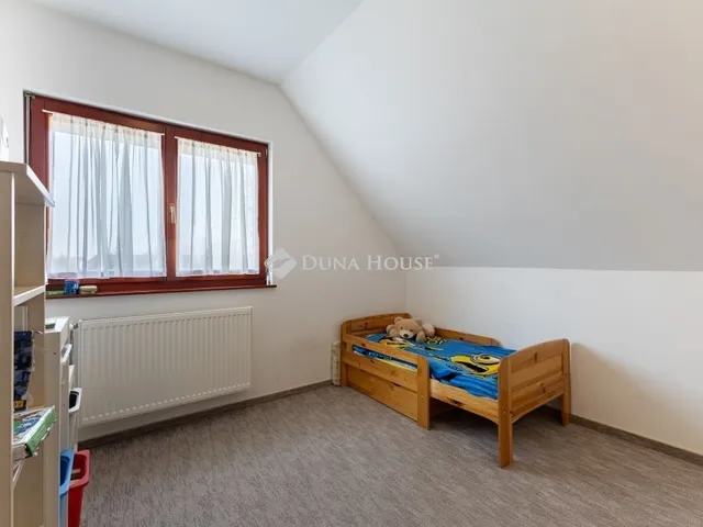 Eladó ház Budapest XVIII. kerület, Újpéteritelep 120 nm