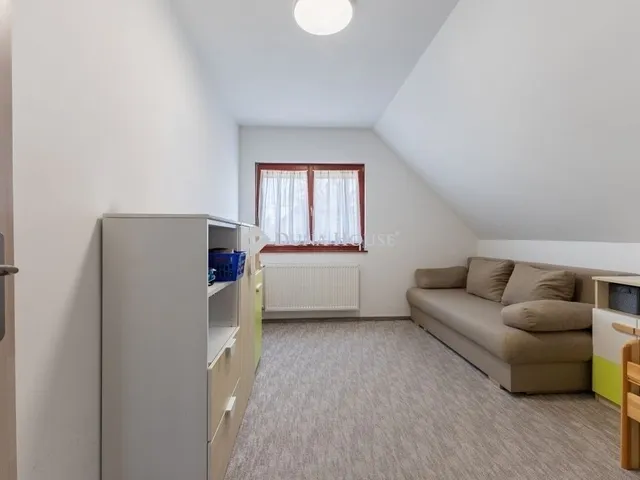 Eladó ház Budapest XVIII. kerület, Újpéteritelep 120 nm