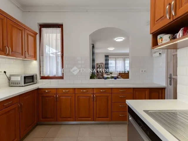 Eladó ház Budapest XVIII. kerület, Újpéteritelep 120 nm