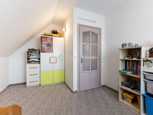 Eladó ház Budapest XVIII. kerület, Újpéteritelep 120 nm
