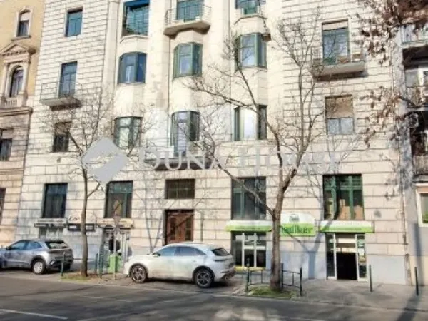 Eladó lakás Budapest I. kerület 129 nm