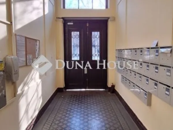Eladó lakás Budapest I. kerület 129 nm