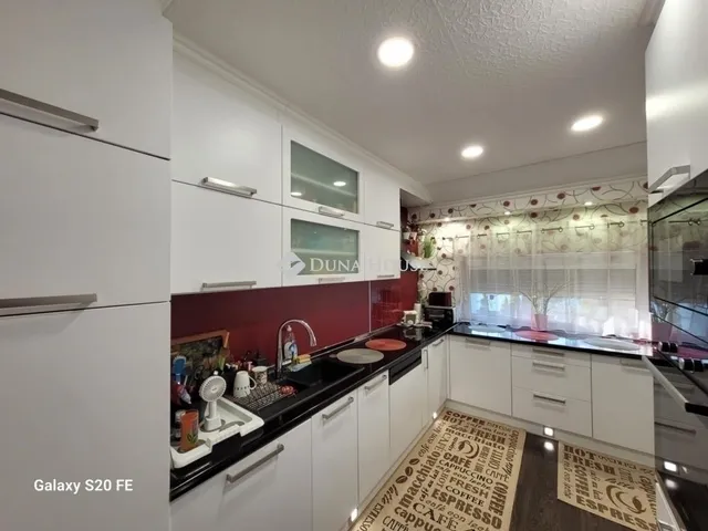 Eladó ház Vecsés 458 nm