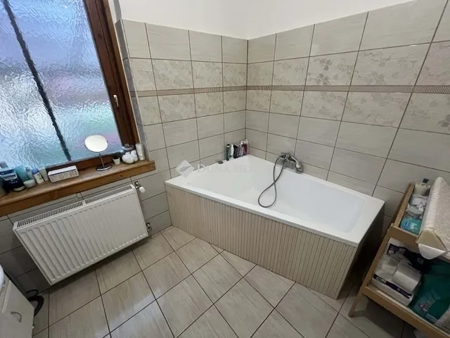 Eladó ház Monor 124 nm