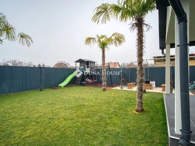 Eladó ház Gyál 194 nm