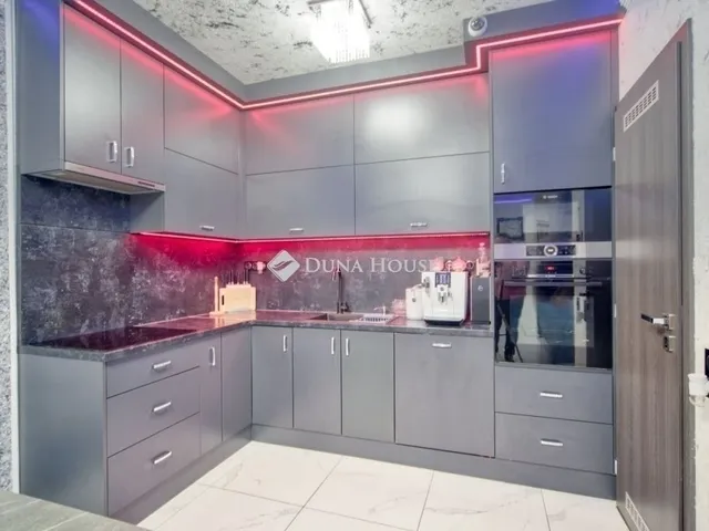 Eladó ház Gyál 194 nm