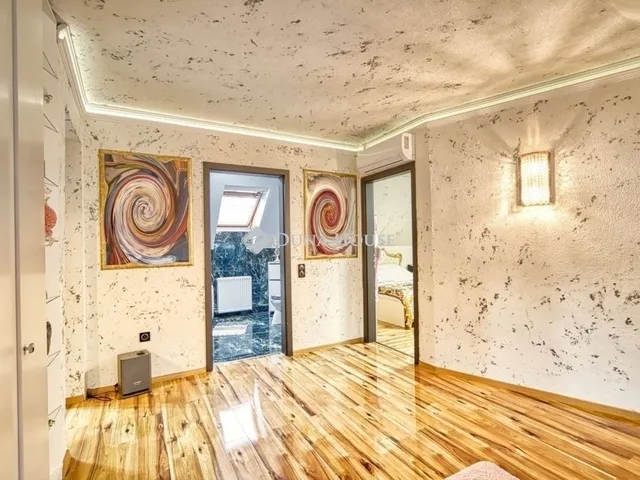 Eladó ház Gyál 194 nm