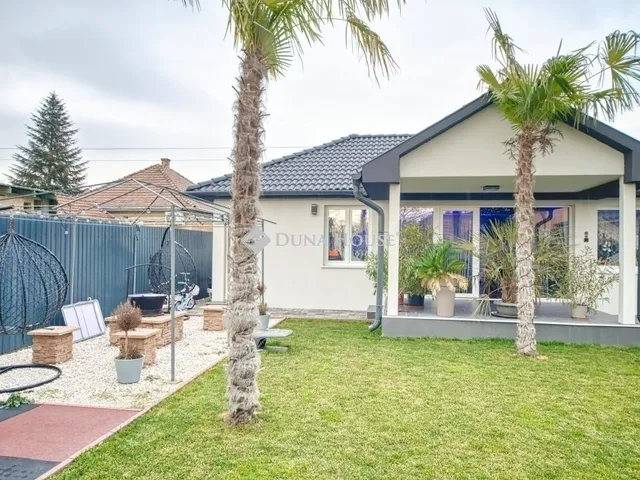 Eladó ház Gyál 194 nm