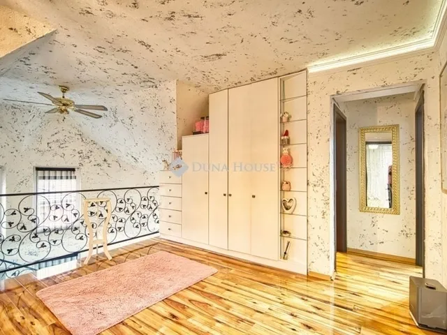 Eladó ház Gyál 194 nm