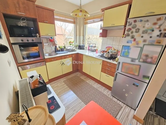 Eladó lakás Üllő 92 nm