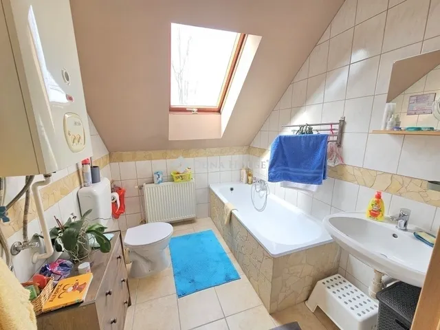 Eladó lakás Üllő 92 nm