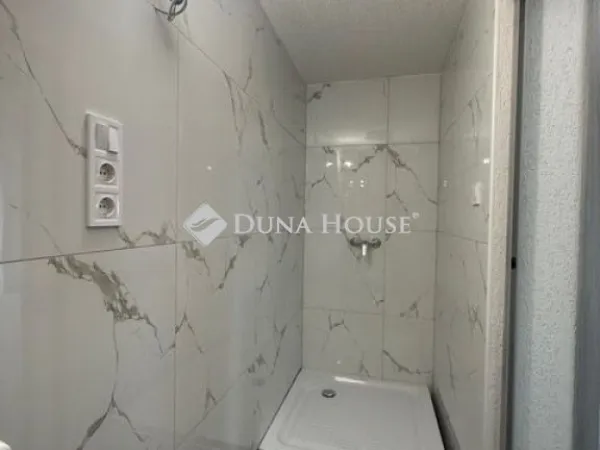 Eladó ház Vecsés 99 nm