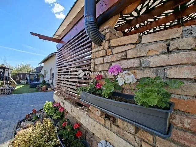 Eladó ház Vecsés 111 nm