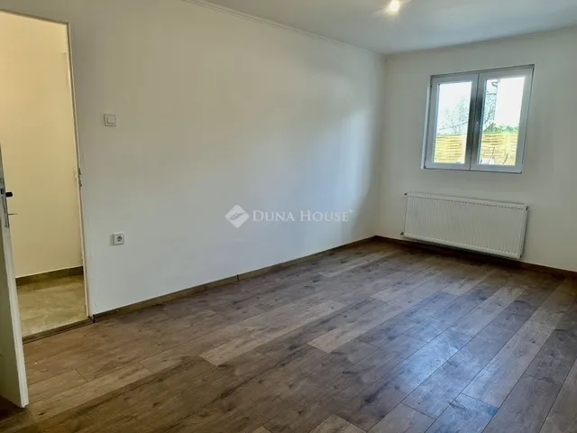 Eladó ház Pécel 70 nm