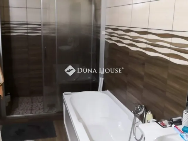 Eladó ház Cegléd 87 nm