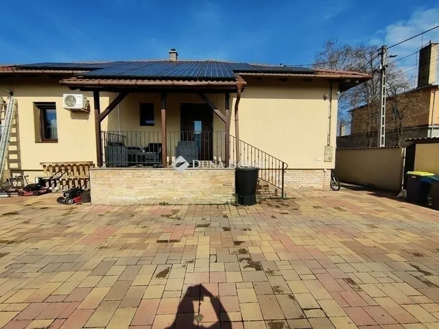 Eladó ház Monor 179 nm