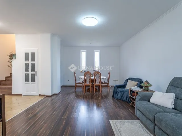 Eladó ház Csömör 136 nm