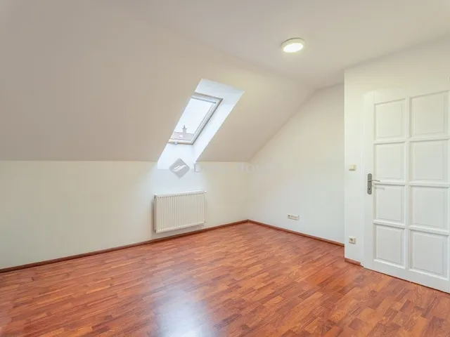 Eladó ház Csömör 136 nm