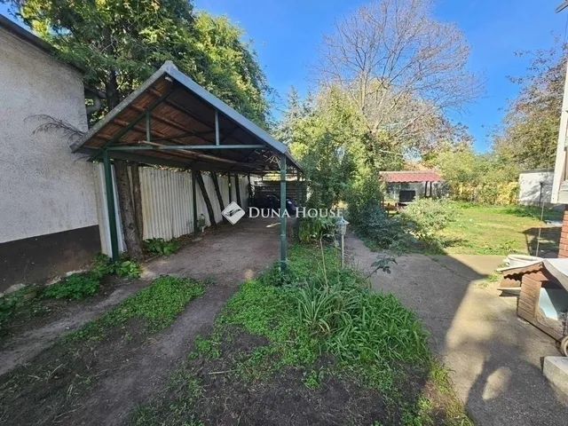 Eladó ház Budapest XVIII. kerület 263 nm