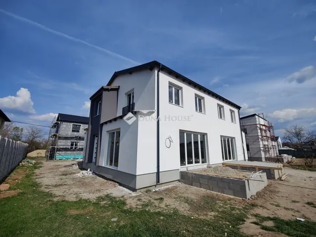 Eladó ház Budapest XVIII. kerület 150 nm