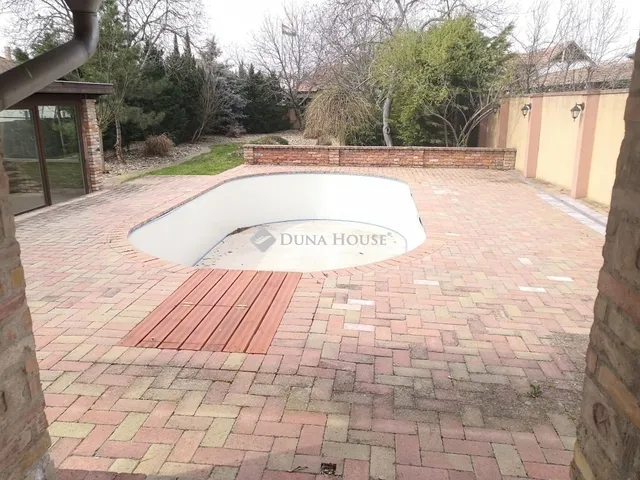 Eladó ház Vecsés 145 nm