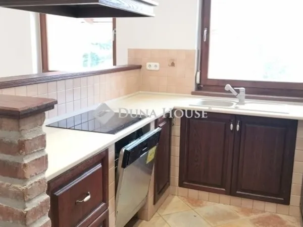 Eladó ház Vecsés 145 nm