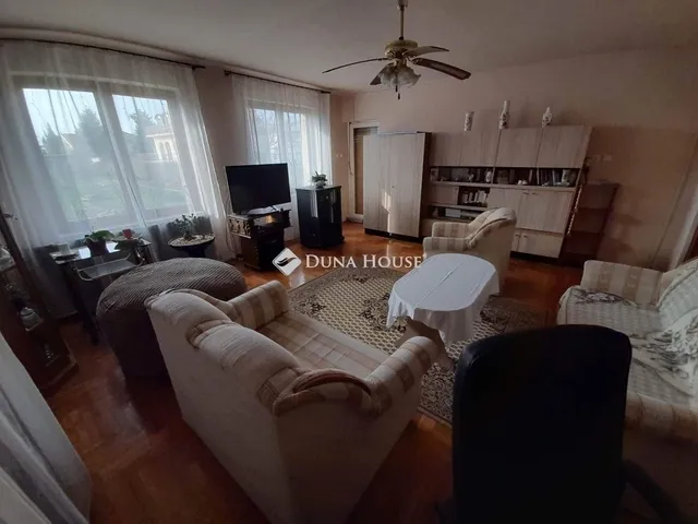 Eladó ház Budapest XVIII. kerület 200 nm