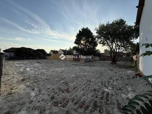 Eladó telek Budapest XIX. kerület 526 nm