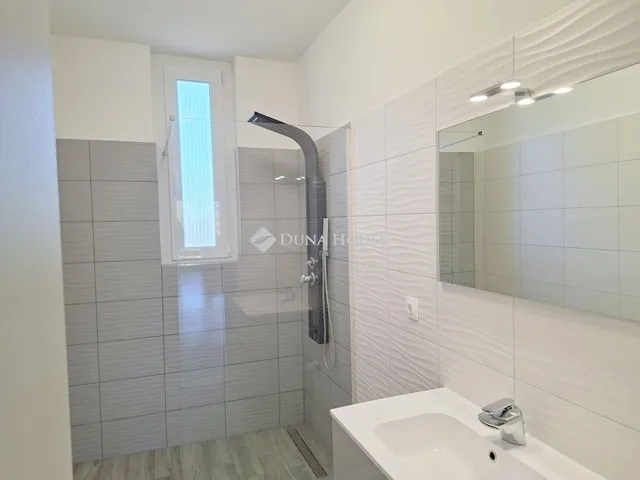 Eladó lakás Budapest XVIII. kerület 68 nm