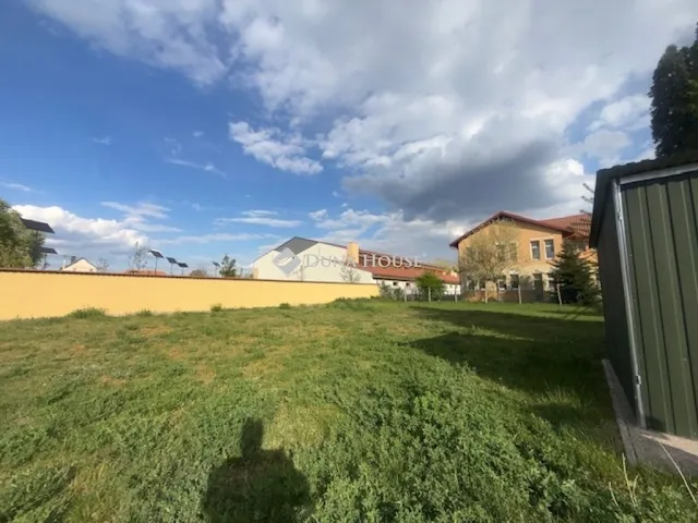 Eladó kereskedelmi és ipari ingatlan Vecsés 344 nm