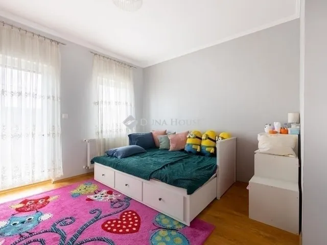 Eladó ház Budapest XVIII. kerület, Gloriett-telep 130 nm
