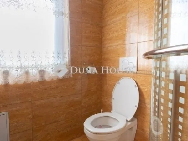 Eladó ház Budapest XVIII. kerület, Gloriett-telep 130 nm