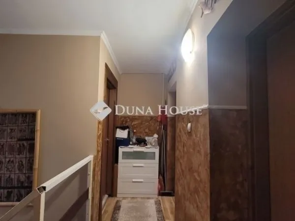 Eladó ház Budapest XVIII. kerület, Újpéteritelep 143 nm