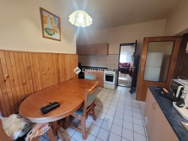Eladó ház Budapest XVIII. kerület, Újpéteritelep 143 nm