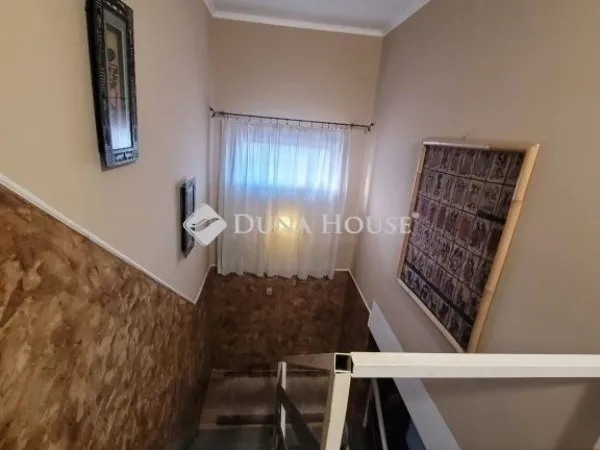 Eladó ház Budapest XVIII. kerület, Újpéteritelep 143 nm