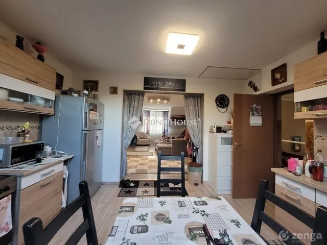 Eladó ház Budapest XVIII. kerület, Újpéteritelep 143 nm